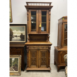 Kredens drewniany...