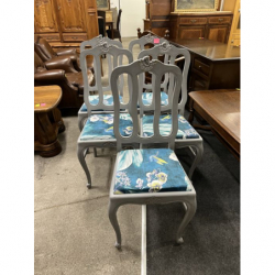 Krzesła ludwikowskie...