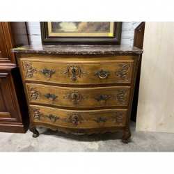 Komoda z marmurowym...