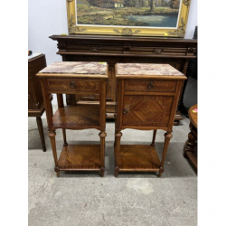 Szafki z marmurowym...