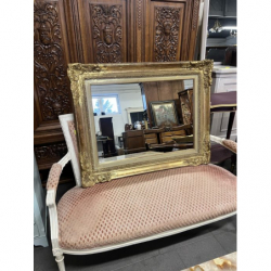 Lustro w złotej drewnianej...