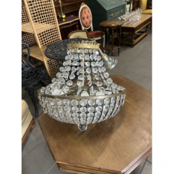 Żyrandol krysztalowy w...