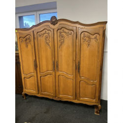 Szafa ludwikowska...