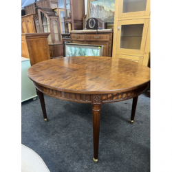 Stół owalny w stylu...