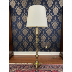 Lampa stojąca na mosiężnej...